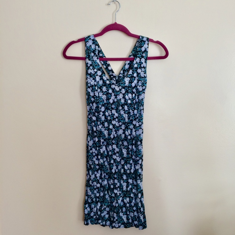 Nu-Oz Vintage Floral Zip Up Dress